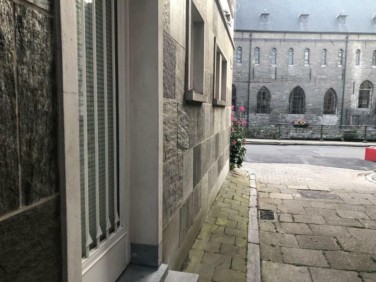 Studio Medieval City Center At River De Leie Ghent Exterior photo